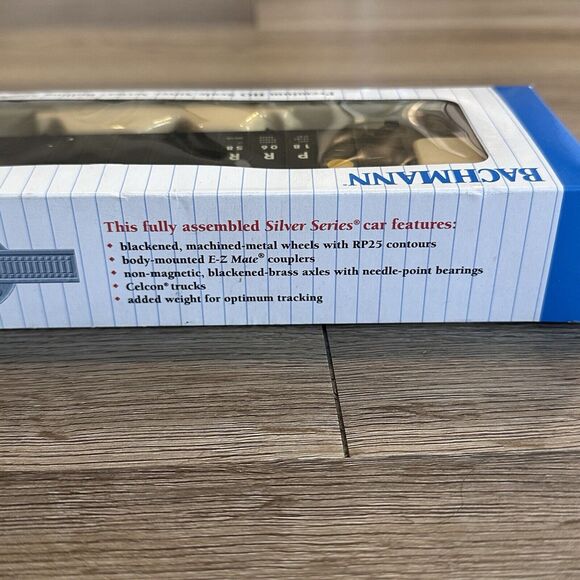 Bachmann Silver Series #18714 HO scale “PRR” 3 bay hopper Rd. #180658 - Picture 2 of 4